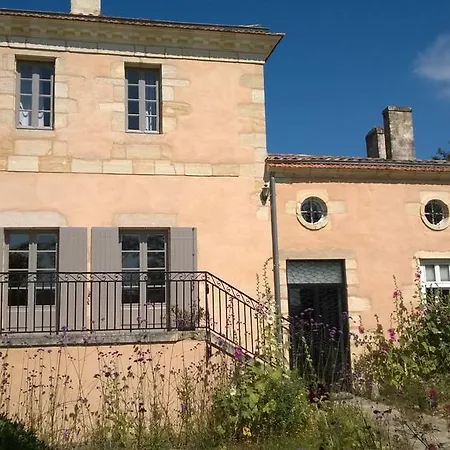 Feriehus Le Pey'cottage Cars